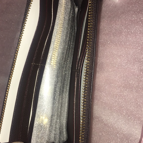 Coach Wallet - Picture 5 of 5